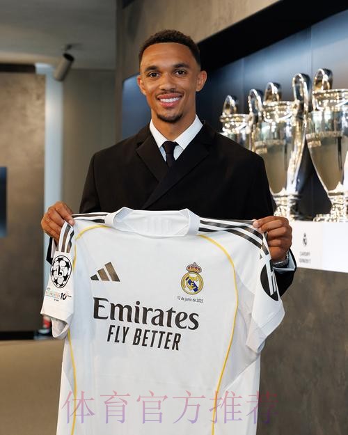 马卡:皇马审视右后卫补强 可能尝试冬窗签阿诺德